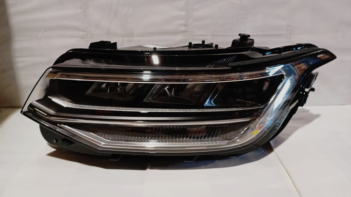 Semioptica electrica led izq - Imagen principal