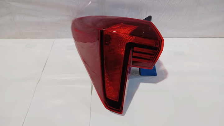 Faro trasero bicolor izq - Imagen principal